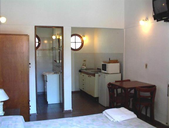 El Agora Aparthotel