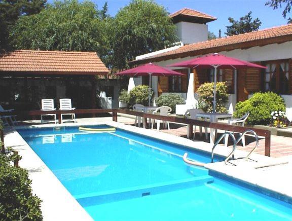 El Agora Aparthotel